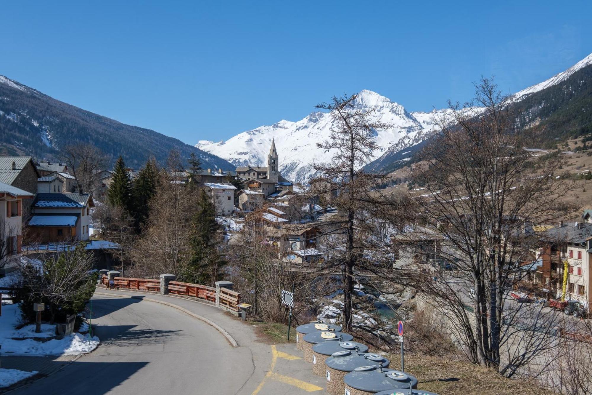 Residence Les Balcons De Val Cenis Village Lanslevillard Bagian luar foto